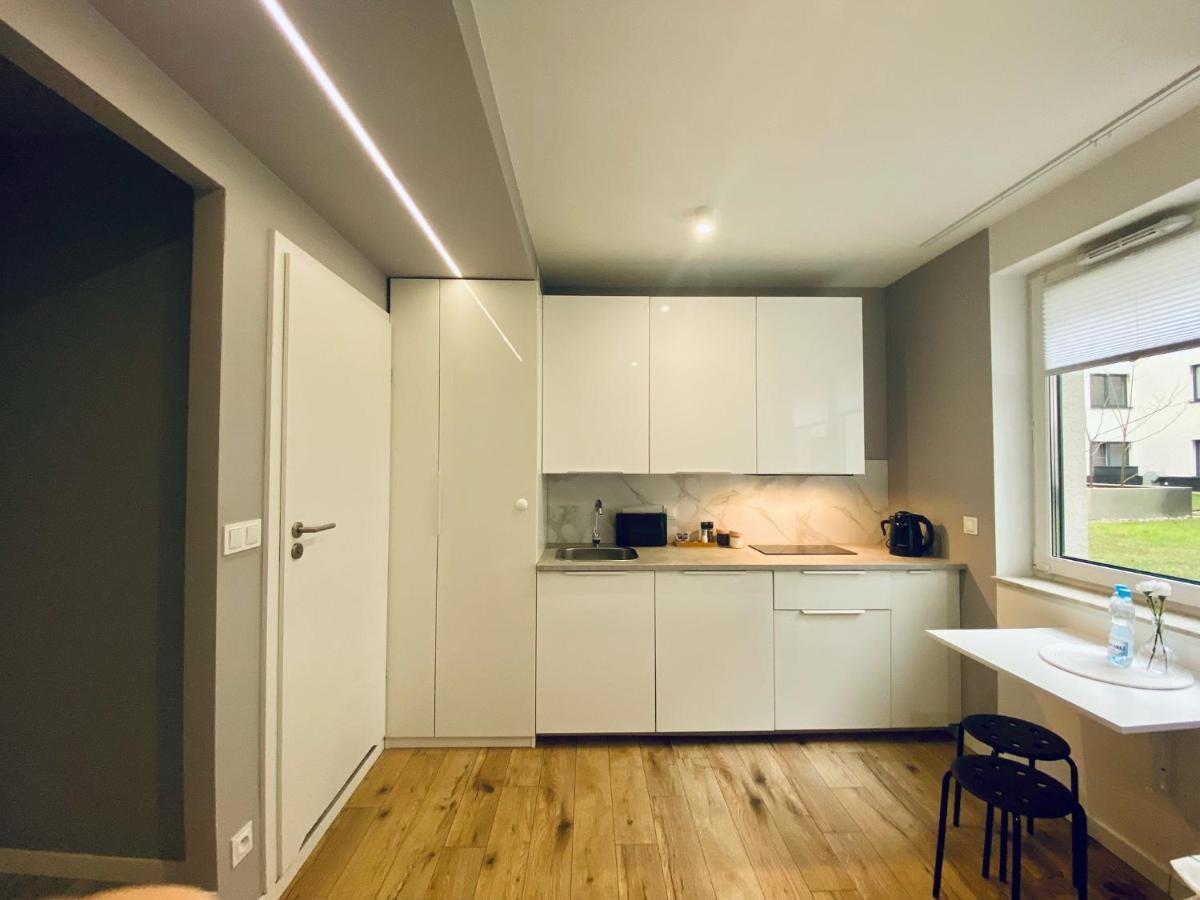 Enes Apartments Legnicka Street A فروتسواف المظهر الخارجي الصورة